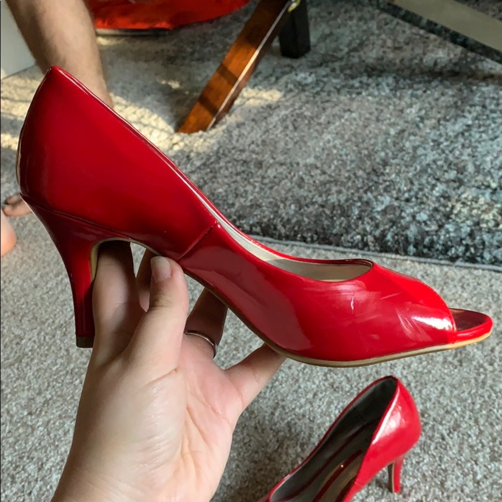 Red heels - Picture 4 of 5